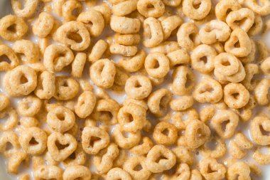 Sağlıklı Yuvarlak Yulaf Kahvaltısı Tam Süt ve Meyve Suyu ile