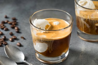 Ev yapımı Affogato Kahveli Dondurma