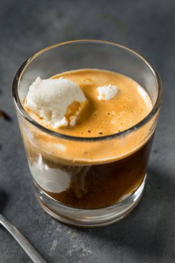 Ev yapımı Affogato Kahveli Dondurma