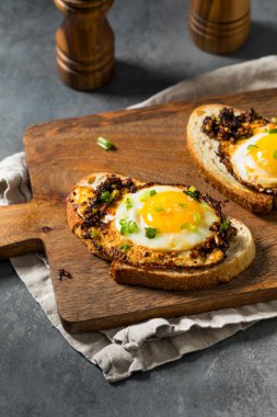Sağlıklı Chili Çıtır Yağlı Yağda Kızarmış Yumurta