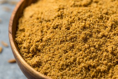 Kahverengi Çiğ Organik Kimyon Bir Kase Baharat