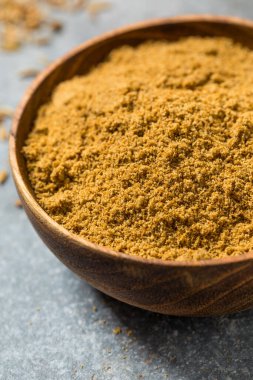 Kahverengi Çiğ Organik Kimyon Bir Kase Baharat