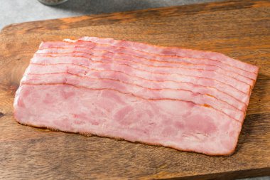 Organik Çiğ Hindi Pastırması Pişmeye Hazır