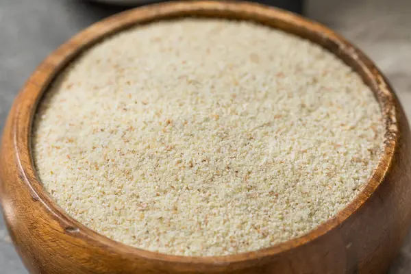 Kuru Organik Farina Buğdayı Yemek Pişirmek İçin Bir Kasede