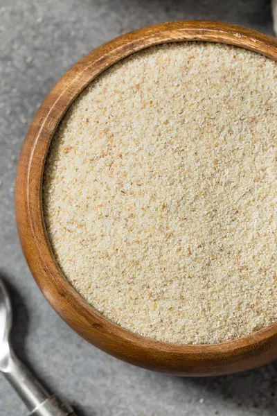 Kuru Organik Farina Buğdayı Yemek Pişirmek İçin Bir Kasede