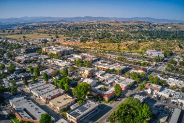 Santa Clarita, Kaliforniya 'nın Akşam Havadan Görünümü