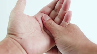 El masajı, ağrı, eklem iltihabı veya rahatlama masajı gösteren yoğurma, sağlık, tıbbi ve sağIık kavramları için uygundur.