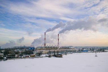 Atmosfere zararlı emisyonlar, küresel ısınma kavramı, havadan geniş açı