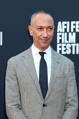 LOS ANGELES - 5 Kasım 2022 tarihinde Oliver Hermanus AFI Fest 'te TCL Çin Tiyatrosu IMAX' ta canlı gösterim