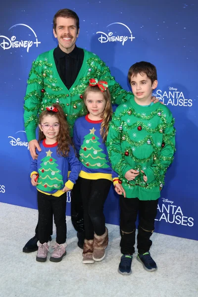 Los Angeles Nov Perez Hilton Enfants Première Des Santa Clauses — Photo