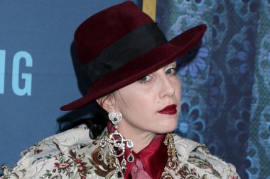 LOS ANGELES - 17 Kasım 2022 'de Beverly Hills, CA' de Samuel Goldwyn Tiyatrosu 'ndaki Kadın Konuşan Galasında B Akerlund