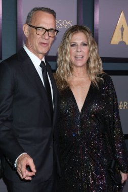LOS ANGELES - 19 Kasım 2022 'de, Tom Hanks, Rita WIlson Fairmont Century Plaza Oteli' nde 13.