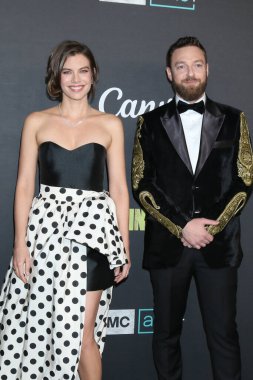 Lauren Cohan, Ross Marquand, 20 Kasım 2022 'de Orpheum Tiyatrosu' ndaki The Walking Dead Finale 'de.