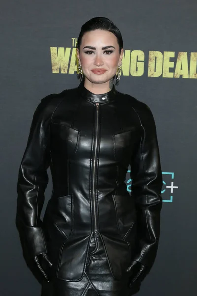 Los Angeles Listopada Demi Lovato Walking Dead Finale Orpheum Theatre — Zdjęcie stockowe