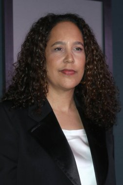LOS ANGELES - 19 Kasım 2022 'de Century City, CA' da 13. Valilik Ödülleri 'nde Gina Prince-Bythewood