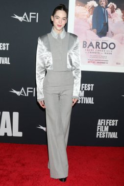 LOS ANGELES - 3 Kasım 2022 tarihinde Los Angeles, CA 'da Ximena Lamadrid AFI Fest' te Bardo, TCL Çin Tiyatrosu 'nda Bir Avuç Gerçeğin Sahte Günlüğü