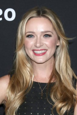 LOS ANGELES - 29 Kasım 2022 'de Century City, CA' da Tiffany 's Premiere' de Greer Grammer