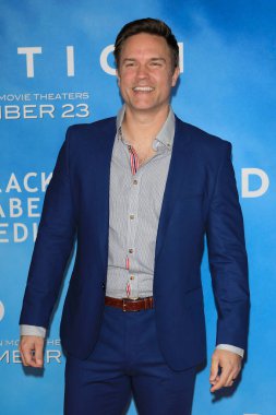 Scott Porter, 15 Kasım 2022 'de Westwood, CA' da, Village Theater 'da Los Angeles' ın açılışında.