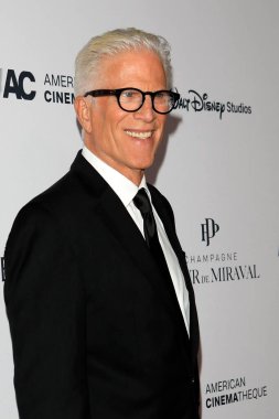 LOS ANGELES - 17 Kasım 2022 'de Beverly Hilton Oteli' nde 36. Yıllık Amerikan Sinematek Ödülleri 'nde Ted Danson.