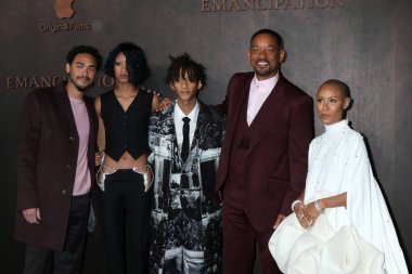 Trey, Willow, Jaden, Will Smith, Jada Pinkett Smith, 30 Kasım 2022 'de Westwood, CA' daki Village Theater 'daki Özgürlük Heyeti' nde.