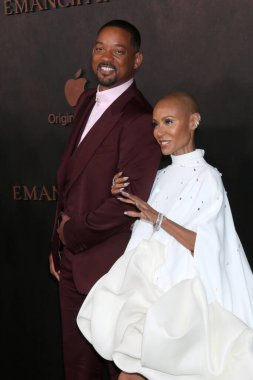 LOS ANGELES - 30 Kasım 2022 'de Westwood, CA' da bulunan Village Theater 'daki Özgürlük Heyeti' nde Will Smith, Jada Pinkett Smith.