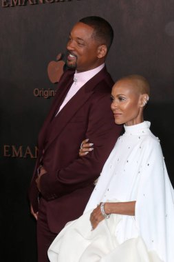 LOS ANGELES - 30 Kasım 2022 'de Westwood, CA' da bulunan Village Theater 'daki Özgürlük Heyeti' nde Will Smith, Jada Pinkett Smith.