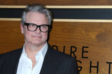 LOS ANGELES - Colin Firth 1 Aralık 2022 'de Beverly Hills, CA' de Samuel Goldwyn Tiyatrosu 'nda Los Angeles İmparatorluğu' nda prömiyer aldı.