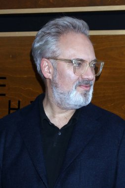 Sam Mendes 1 Aralık 2022 'de Beverly Hills, CA' de Samuel Goldwyn Tiyatrosu 'nda Los Angeles İmparatorluğu' nda prömiyer aldı.