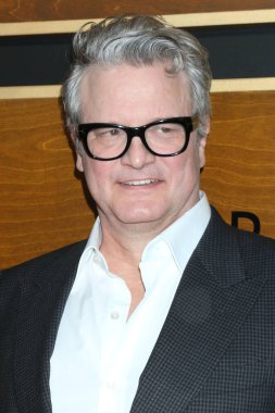 LOS ANGELES - Colin Firth 1 Aralık 2022 'de Beverly Hills, CA' de Samuel Goldwyn Tiyatrosu 'nda Los Angeles İmparatorluğu' nda prömiyer aldı.