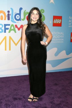 LOS ANGELES - 10 DEC: Olivia Delaurentis 2022 Childrens and Family Emmy Creative Awards, Ebell Theater 'a 10 Aralık 2022' de geldi.