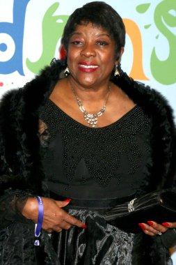 LOS ANGELES - 11 Aralık: Loretta Devine at the 2022 Childrens and Family Emmy Awards - Ebell Theater 'a 11 Aralık 2022' de Los Angeles, CA