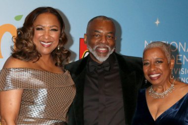 LOS ANGELES - 11 Aralık: LeVar Burton, Aile 2022 Çocuk ve Aile Emmy Ödülleri - Ebell Tiyatrosu 'na 11 Aralık 2022' de Los Angeles, CA