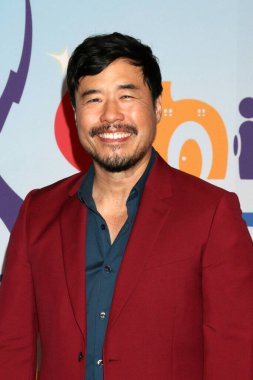 LOS ANGELES - 11 Aralık 2022 Childrens and Family Emmy Ödülleri 'nde Randall Park 11 Aralık 2022' de Ebell Tiyatrosu 'na geldi.