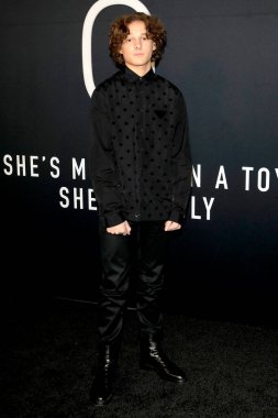 LOS ANGELES - 7 DEC: Mason Thames TCL Çin Tiyatrosu 'ndaki M3GAN Premiere' de 7 Aralık 2022, Los Angeles, CA