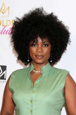 LOS ANGELES - 8 Ocak 2023 'te Marina Del Rey, CA' da Sheryl Lee Ralph ve Niecy Nash-Betts 'e Altın Selamda Novi Brown