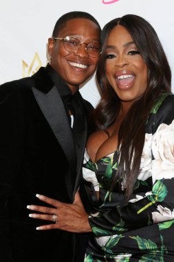 LOS ANGELES - 8 Ocak 2023 'te Marina Del Rey, CA' da Jessica Betts, Niecy Nash-Betts, Sheryl Lee Ralph ve Niecy Nash-Betts 'i Golden Salute' da selamladı.