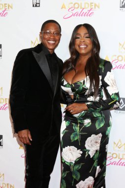 LOS ANGELES - 8 Ocak 2023 'te Marina Del Rey, CA' da Jessica Betts, Niecy Nash-Betts, Sheryl Lee Ralph ve Niecy Nash-Betts 'i Golden Salute' da selamladı.