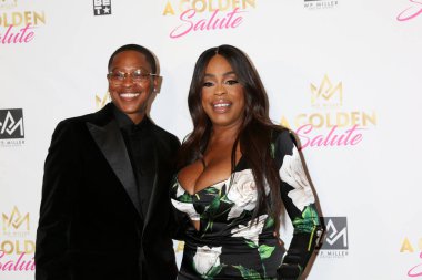 LOS ANGELES - 8 Ocak 2023 'te Marina Del Rey, CA' da Jessica Betts, Niecy Nash-Betts, Sheryl Lee Ralph ve Niecy Nash-Betts 'i Golden Salute' da selamladı.