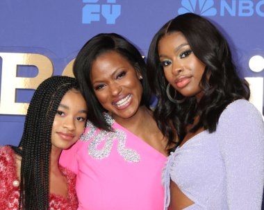LOS ANGELES - JAN 15:  Akira Akbar, Cassandra Freeman, Coco Jones at NBCUniversal Press Tour Red Carpet at the Langham Pasadena Hotel  on January 15, 2023 in Pasadena, CA