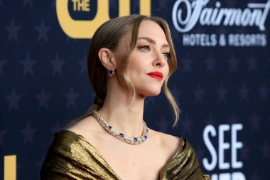 LOS ANGELES - JAN 15:  Amanda Seyfried at 2023 Critics Choice Awards - Arrivals at the Fairmont Century Plaza on January 15, 2023 in Century City, CA