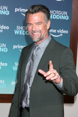 LOS ANGELES - JAN 18:  Josh Duhamel at Shotgun Wedding Premiere at the TCL Chinese Theater IMAX on January 18, 2023 in Los Angeles, CA