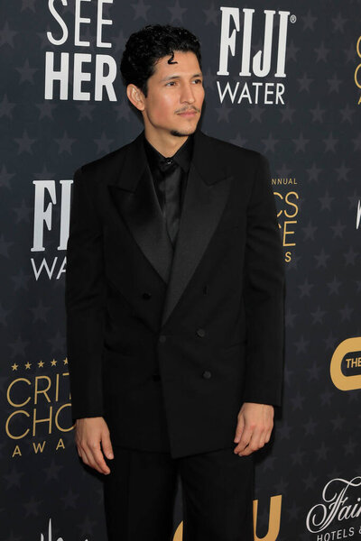 LOS ANGELES - JAN 15:  Danny Ramirez at 2023 Critics Choice Awards - Arrivals at the Fairmont Century Plaza on January 15, 2023 in Century City, CA