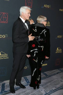 LOS ANGELES - FEB 18:  Baz Luhrmann, Catherine Martin at the 27th Art Directors Guild Awards at the Intercontinental Los Angeles on February 18, 2023 in Los Angeles, CA