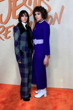 LOS ANGELES - DEC 15:  Ally Ioannides, Charlie Patton at the Jesus Revolution Los Angele Premiere at the TCL Chinese Theater on February 15, 2023 in Los Angeles, CA