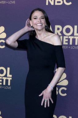 LOS ANGELES - MAR 2:  Sutton Foster at the Carol Burnett  - 90 Years of Laughter and Love Special Taping for NBC at the Avalon Hollywood on March 2, 2023 in Los Angeles, CA