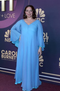 LOS ANGELES - MAR 2:  Maya Rudolph at the Carol Burnett  - 90 Years of Laughter and Love Special Taping for NBC at the Avalon Hollywood on March 2, 2023 in Los Angeles, CA