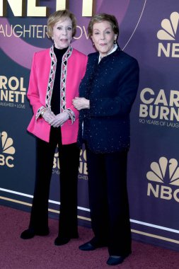 Carol Burnett, Julie Andrews, Carol Burnett 'te 2 Mart 2023' te Avalon Hollywood 'da NBC için 90 yıllık kahkaha ve aşk özel kaydı.