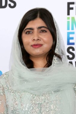 Malala Yousafzai, 4 Mart 2023 'te Santa Monica, CA' da bulunan Çadırdaki Bağımsız Ruh Ödülleri 'nde.