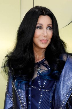 Cher, 9 Mart 2023 'te Batı Hollywood' da Pasifik Tasarım Merkezi 'ndeki Versace FW23 Show' da.