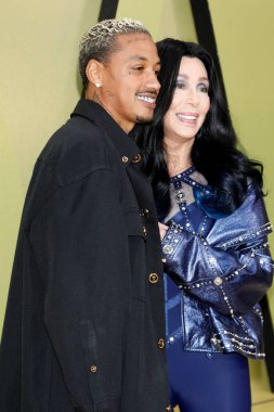 Alexander Edwards, Cher, 9 Mart 2023 'te Batı Hollywood' daki Pasifik Tasarım Merkezi 'ndeki Versace FW23 Show' da.